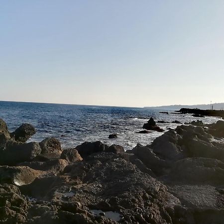 B&B La Spiaggetta Di Stazzo Ачиреале Экстерьер фото