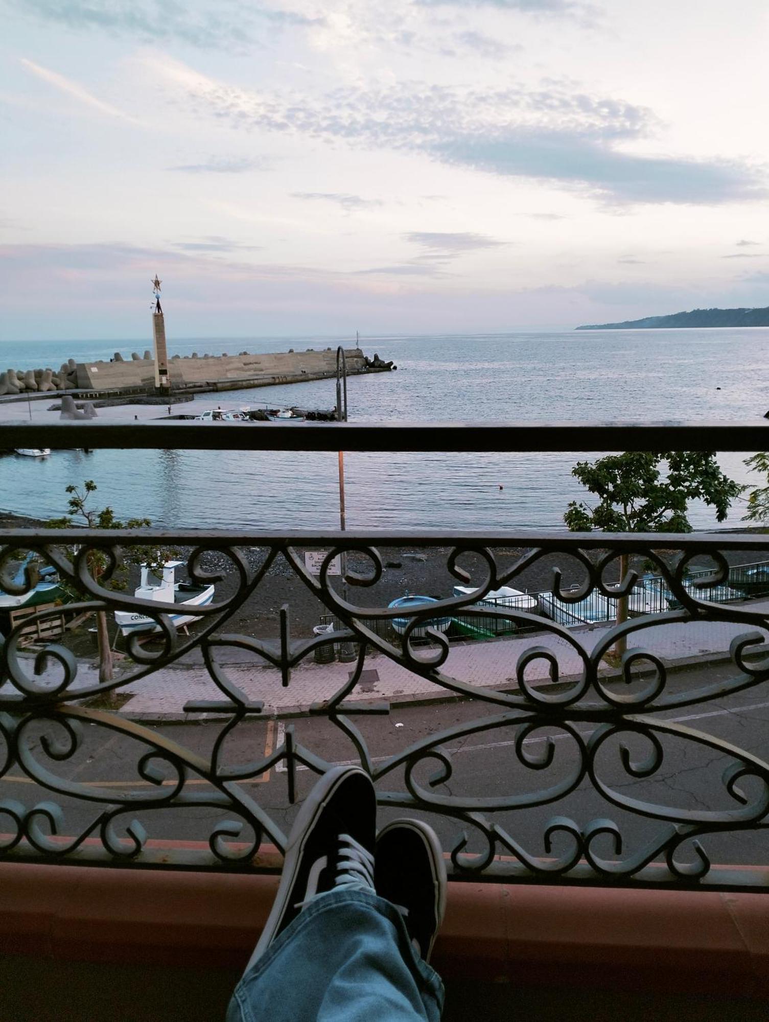B&B La Spiaggetta Di Stazzo Ачиреале Экстерьер фото