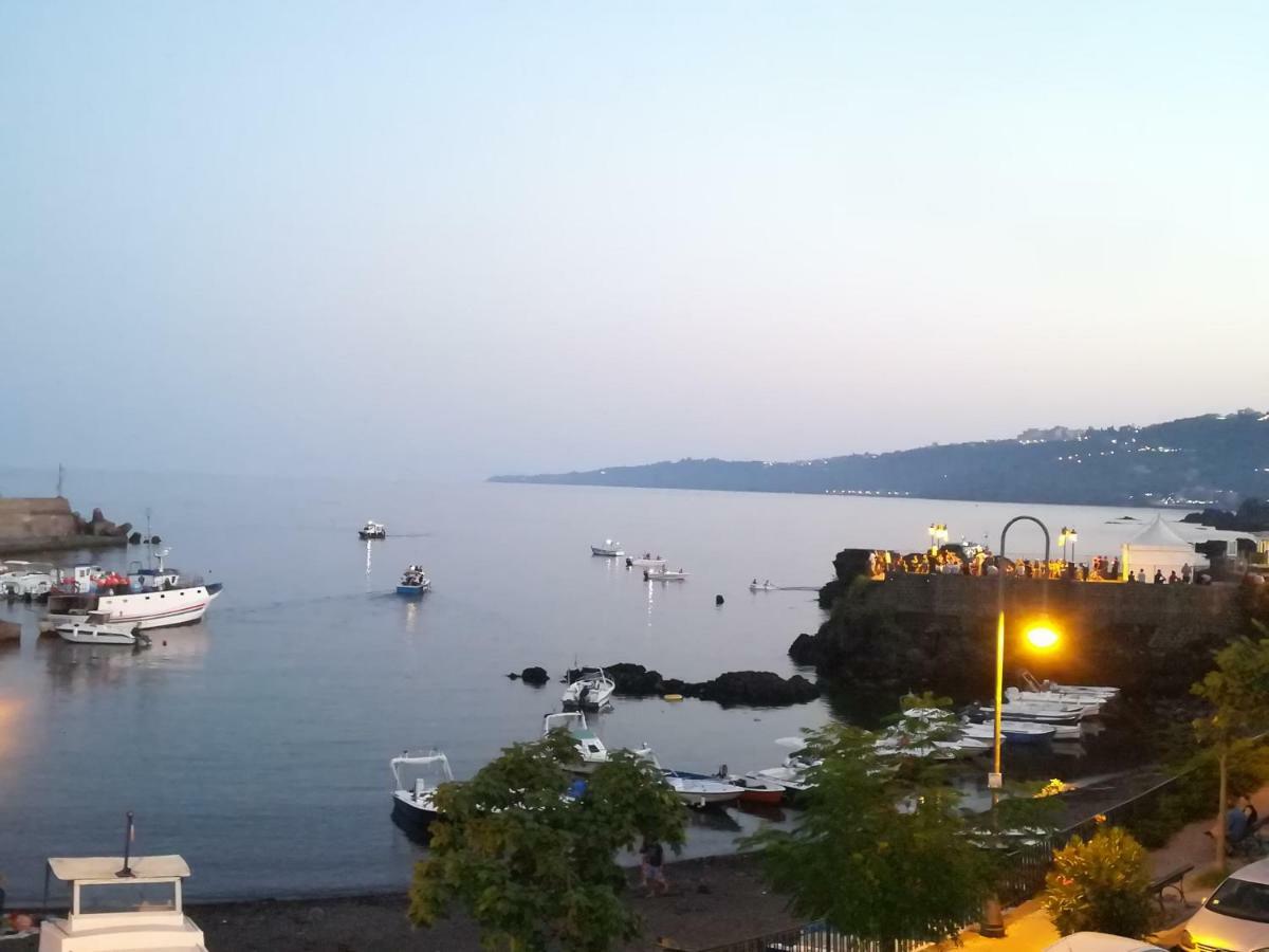 B&B La Spiaggetta Di Stazzo Ачиреале Экстерьер фото